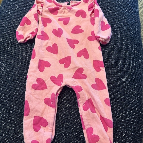 The Children's Place Other - The Children's Place Pink Heart Footie